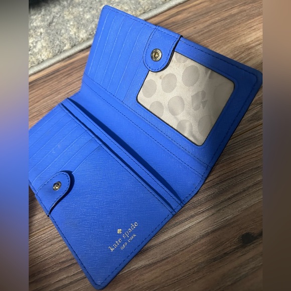 Kate Spade Wallet - Picture 4 of 5